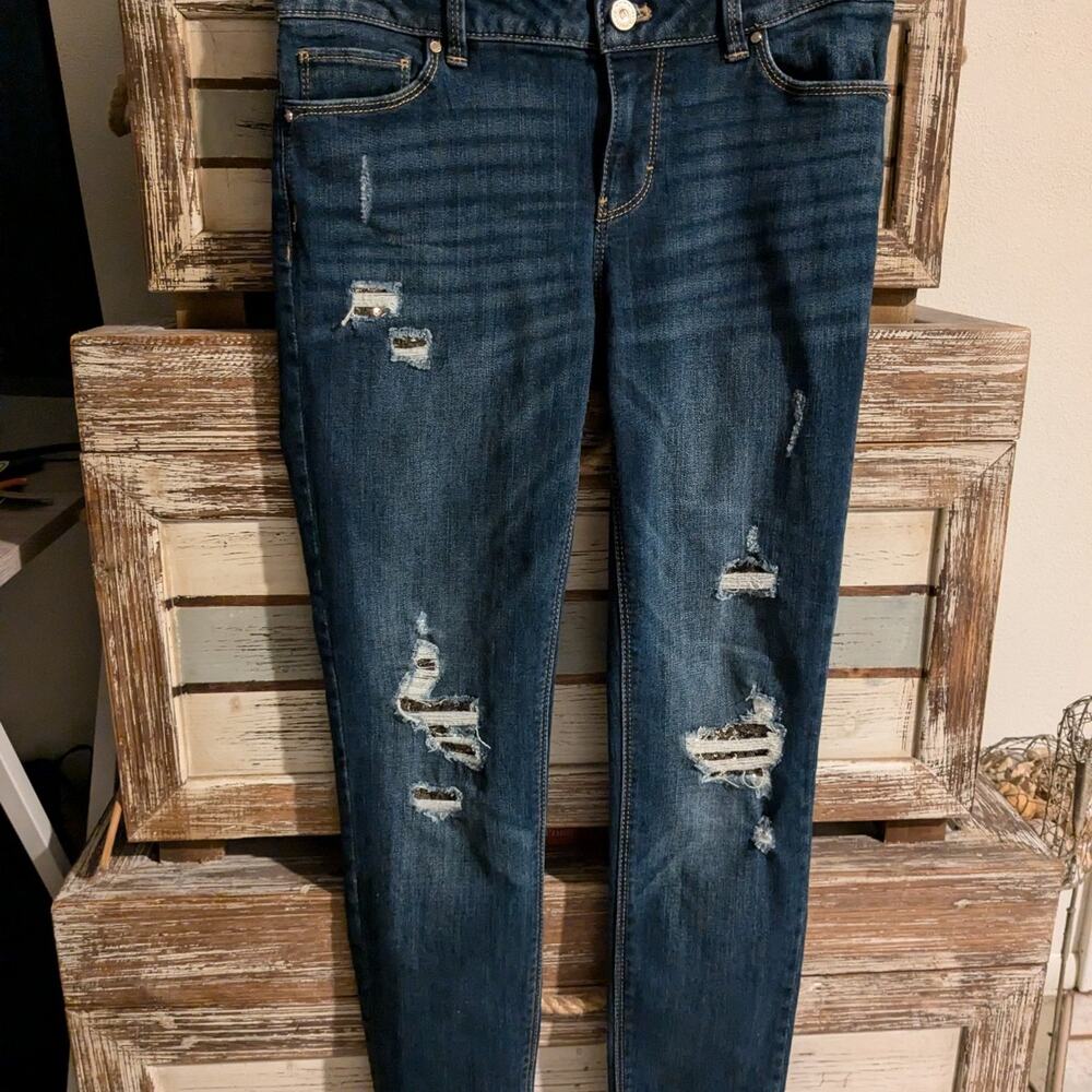 White House Black Market Skinny Jeans size 2S with sequins